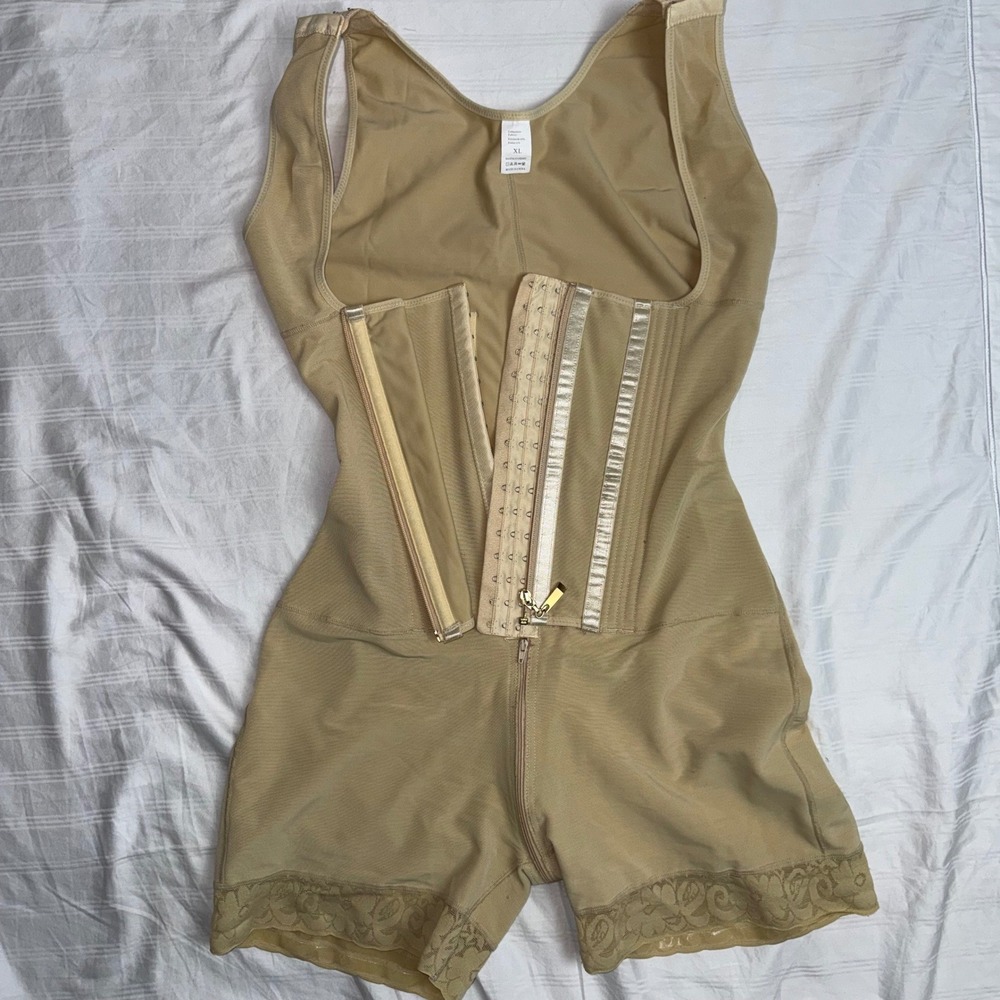 Full Body Shapewear‎ Bodysuit Tan Firm Compression Waist Trainer Lace Trim XL